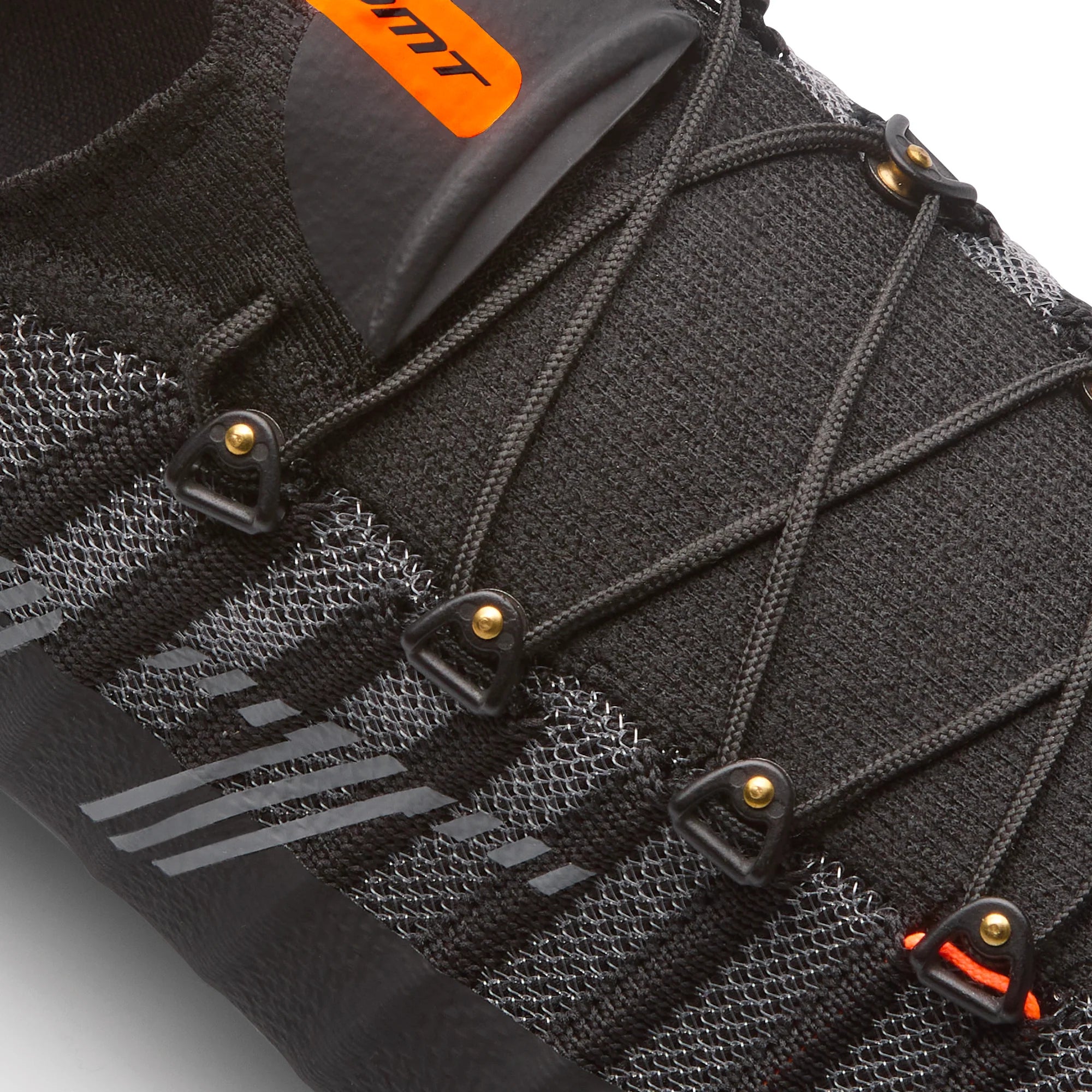 DMT POGIS BLACK Shoes