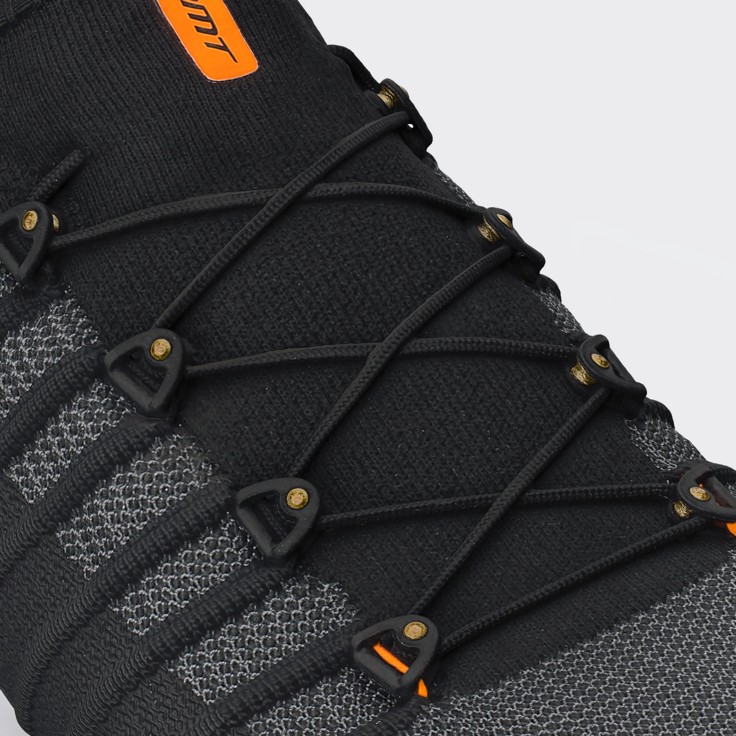 DMT POGIS SUPERLIGHT SHOES BLACK